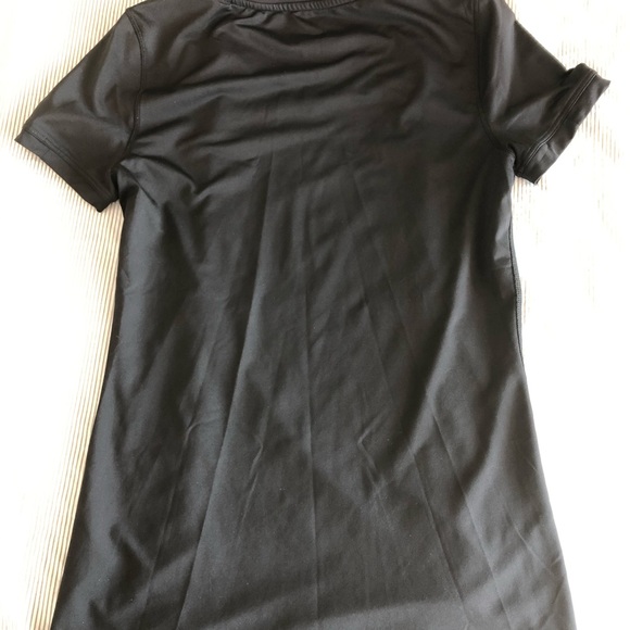 Adidas workout shirt - Picture 2 of 4